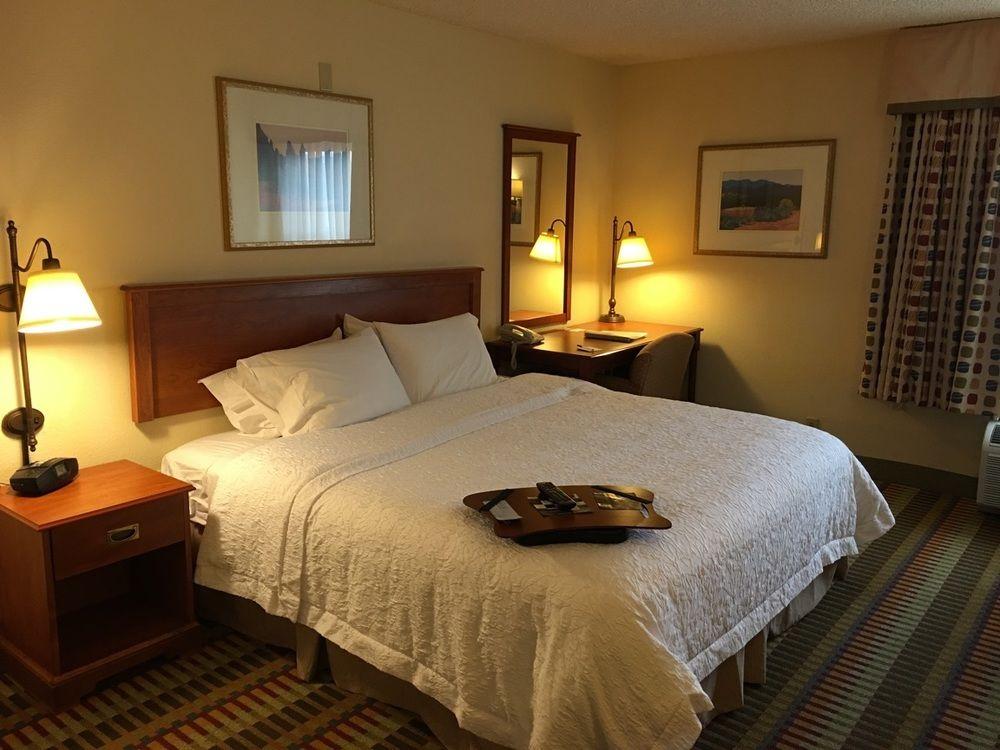 Hampton Inn Phoenix-Чандлер Экстерьер фото