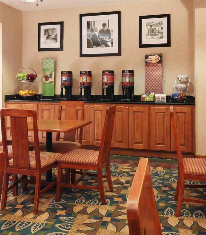 Hampton Inn Phoenix-Чандлер Ресторан фото