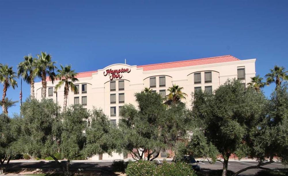 Hampton Inn Phoenix-Чандлер Экстерьер фото