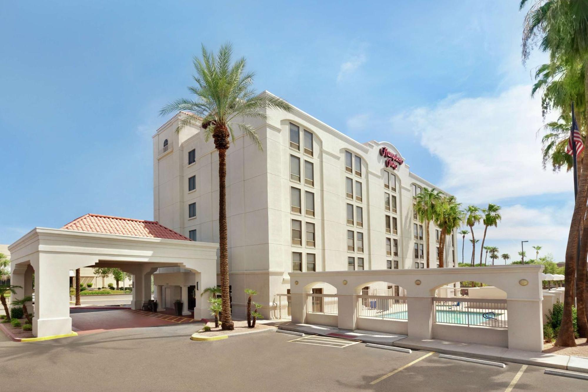 Hampton Inn Phoenix-Чандлер Экстерьер фото