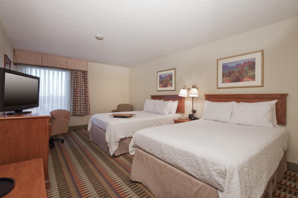 Hampton Inn Phoenix-Чандлер Экстерьер фото