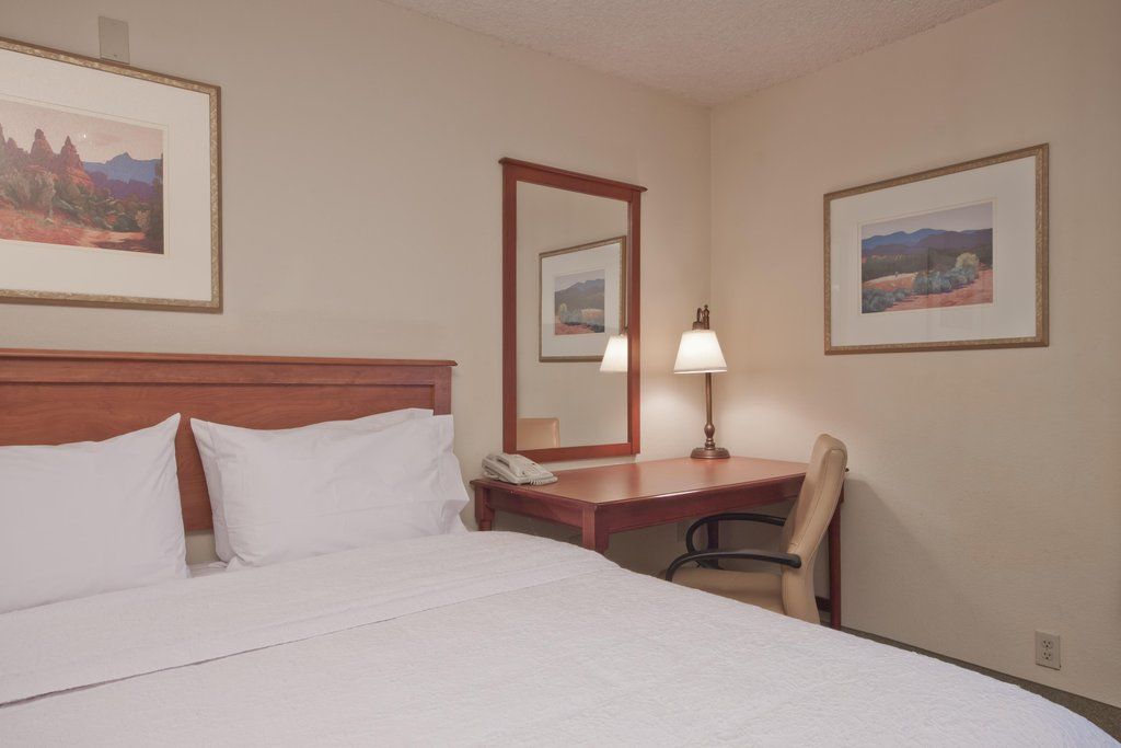 Hampton Inn Phoenix-Чандлер Экстерьер фото