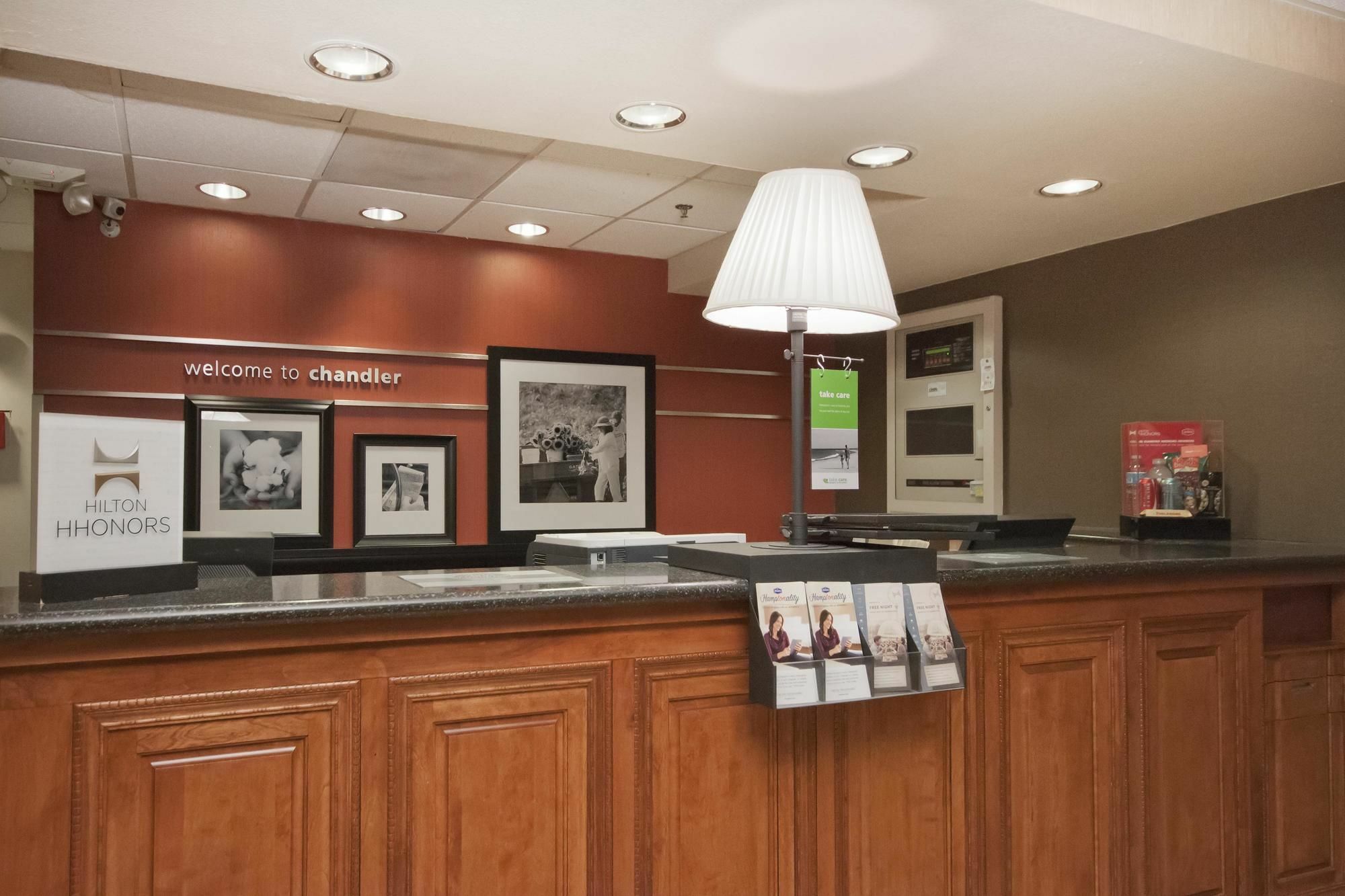 Hampton Inn Phoenix-Чандлер Экстерьер фото